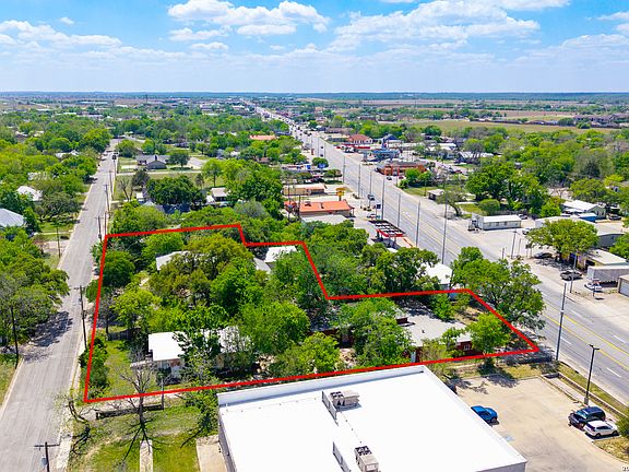 2nd image of 725 S Brazos St LOT A017