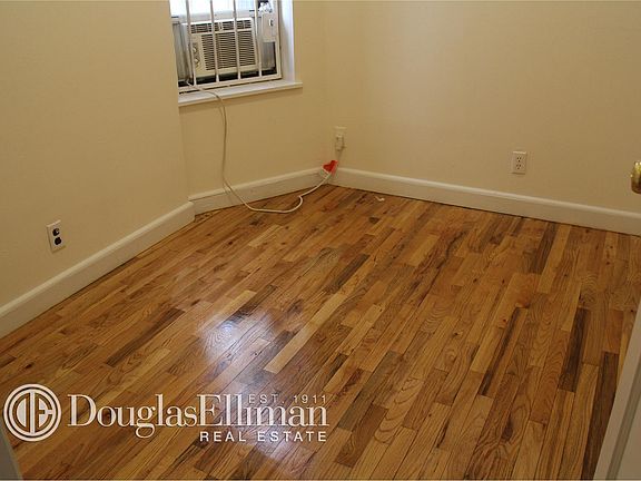 5th image of 159 2nd Ave APT 14