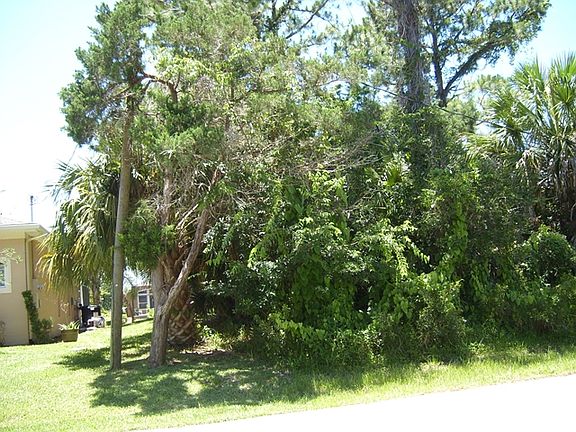 2nd image of 109 Colechester Ln