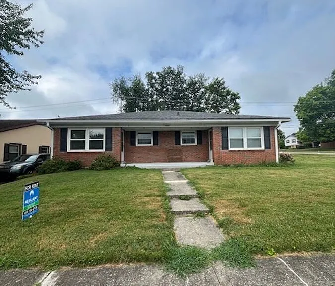 2160 Winterberry Dr #A — Photo 2