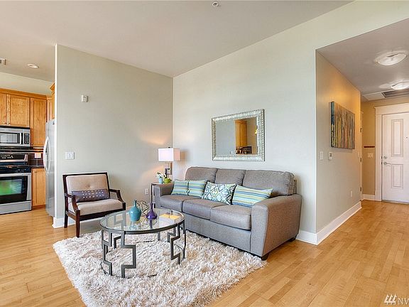 5th image of 708 Market St Unit 706