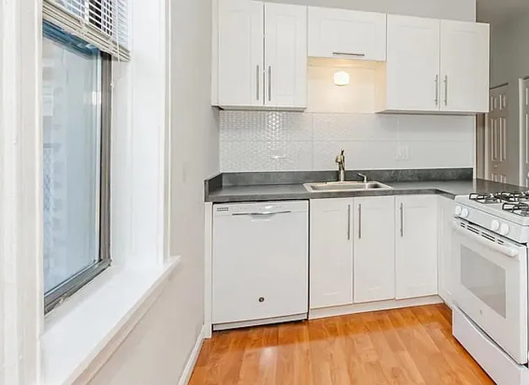 1007 N California Ave #2R — Photo 1
