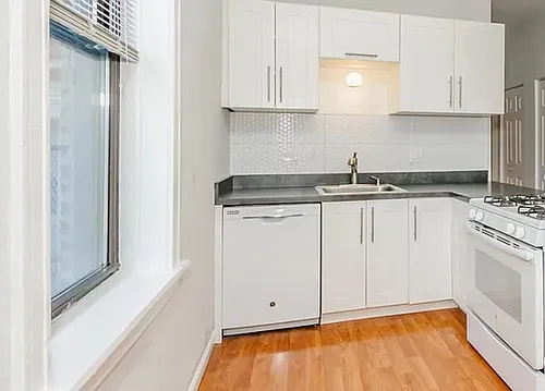 1007 N California Ave #2R Photo 1