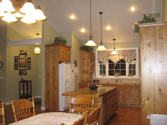 5th image of 1171 Grassland Dr