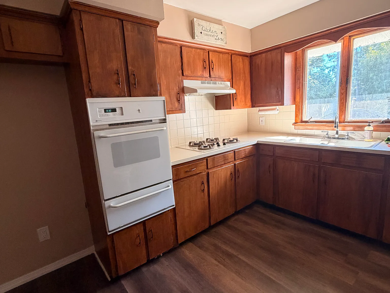 2 bed, 800 sqft, $1,200 — Photo 2