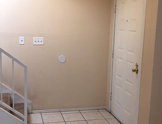 3rd image of 513 Prescott St