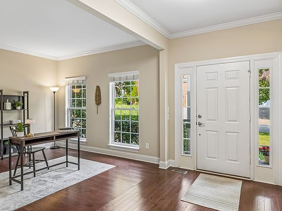 4th image of 1279 Bridgeton Park Dr