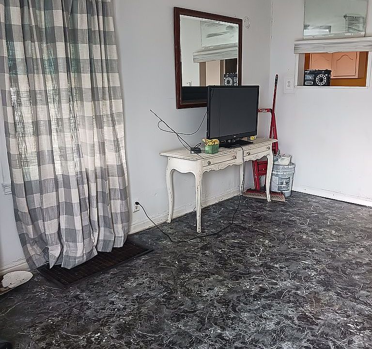 1st image of 3746 Baltimore Ave