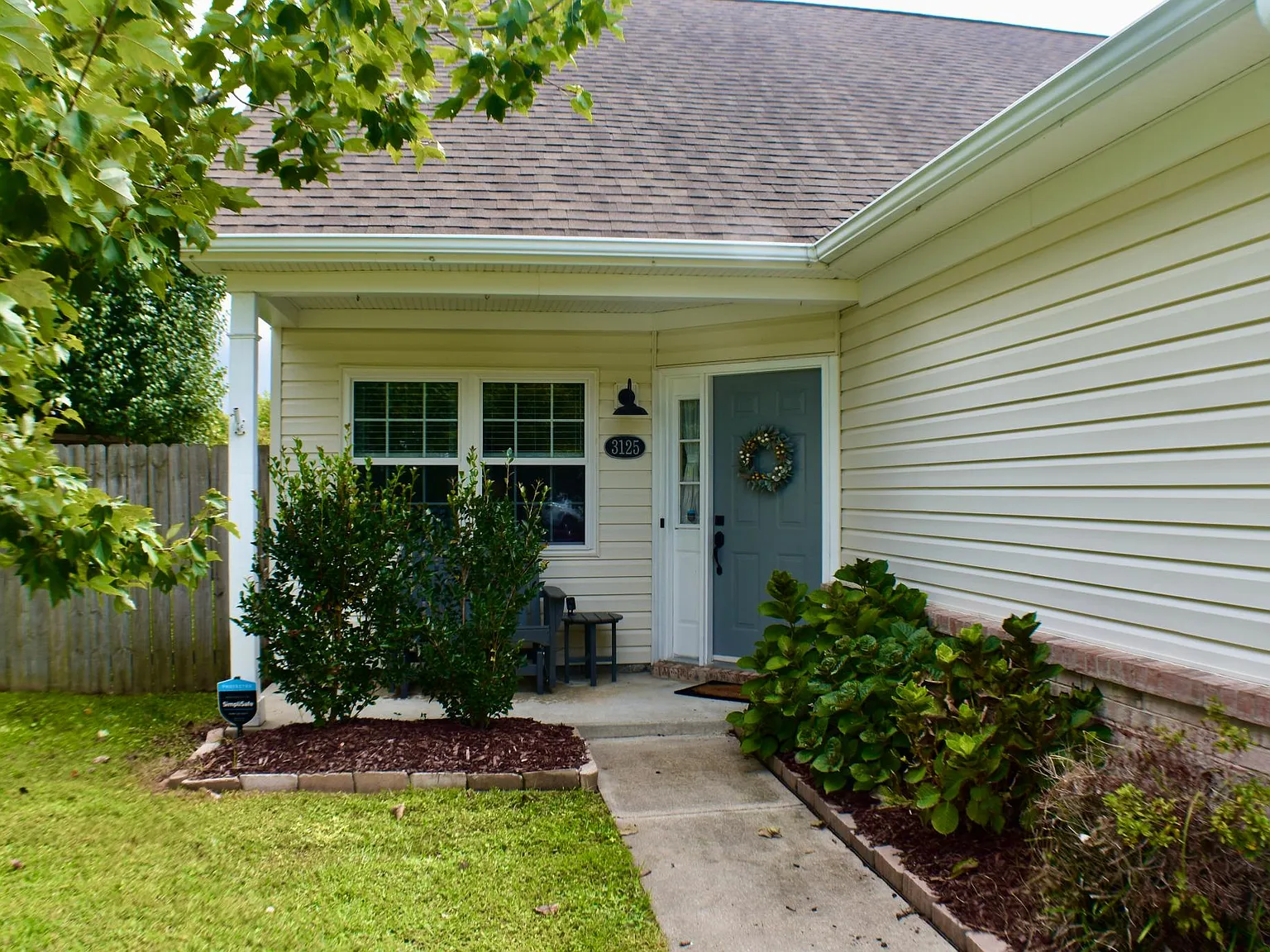 3125 Amador Dr — Photo 4