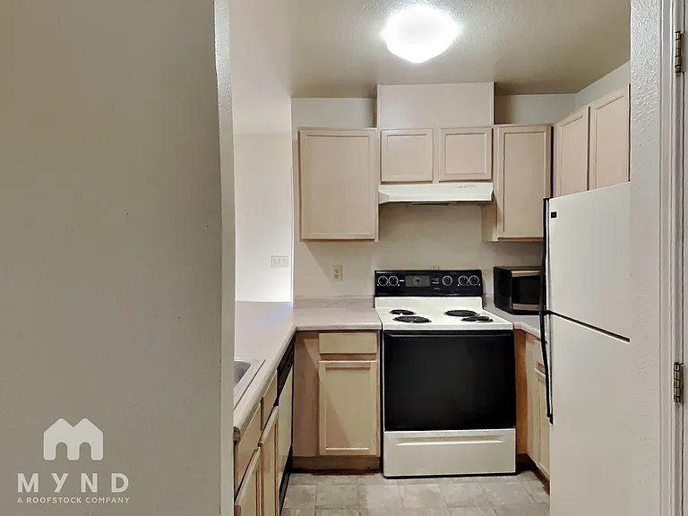 954 Berrum Ln #5-11 — Photo 5
