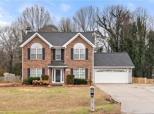 6140 Hickory Creek Rd, Winston Salem, NC 27107