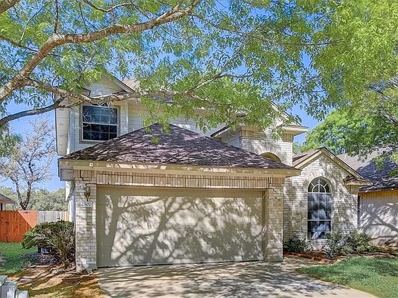 2nd image of 2507 Claudia Dr