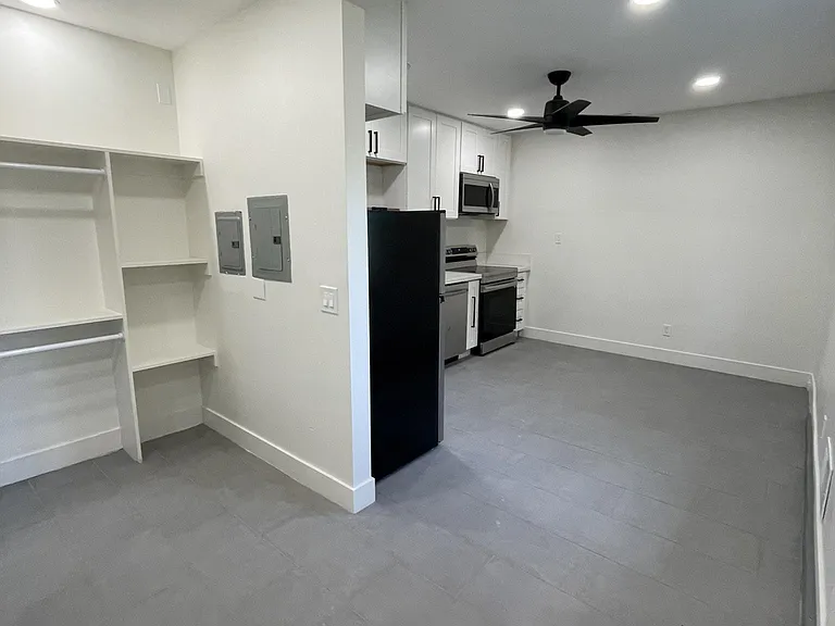 1889 Rockhoff Rd #1 — Photo 10