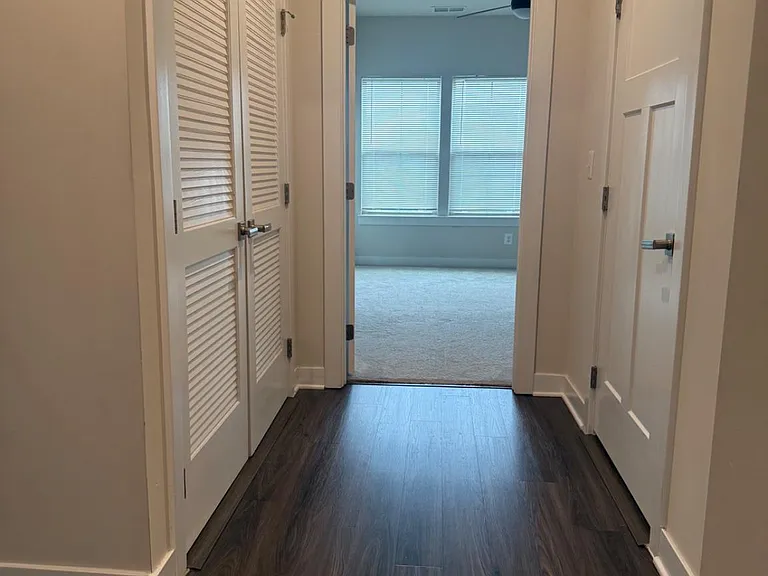 10010 Ruffian Way #R — Photo 6