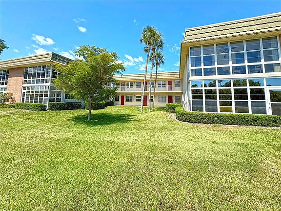 2nd image of 12 Vista Gardens Trl APT 204
