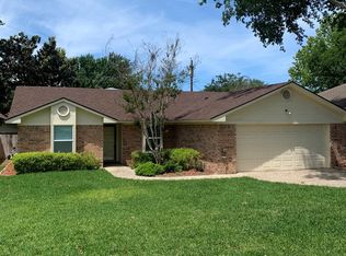 1110 Meadow Dr, Athens, TX 75751