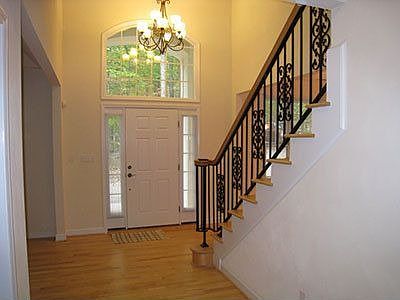 2nd image of 1205 Halfpenny Ln