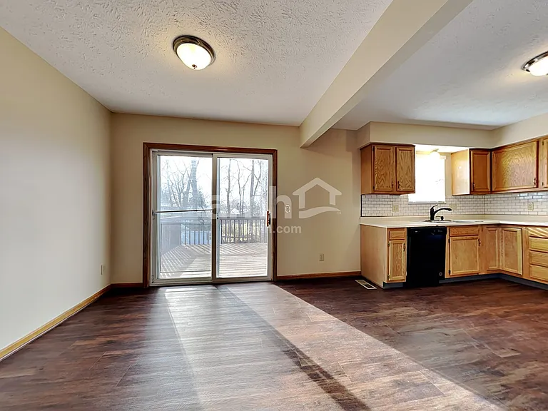 3029 Granny Smith Ln — Photo 8