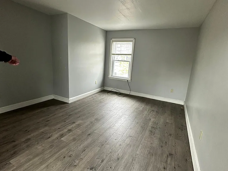 74 Germain Ave #2 — Photo 4