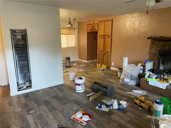 2nd image of 41862 Park Ave