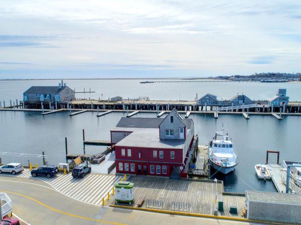 16 MacMillan Pier, Provincetown, MA 02657