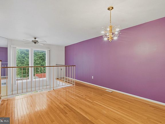 3rd image of 8832 Birchwood Way
