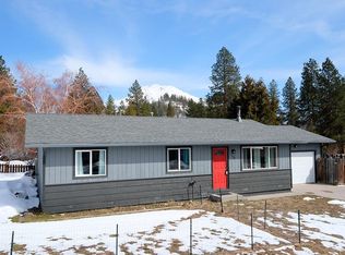 308 Dakota St, Weed, CA 96094