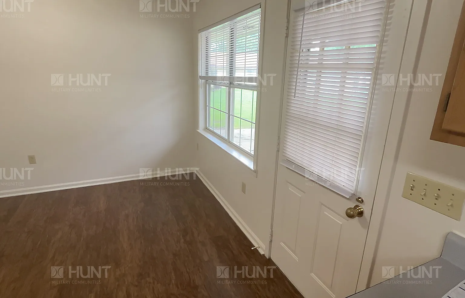 4 bed, 1679 sqft, $2,034 — Photo 3