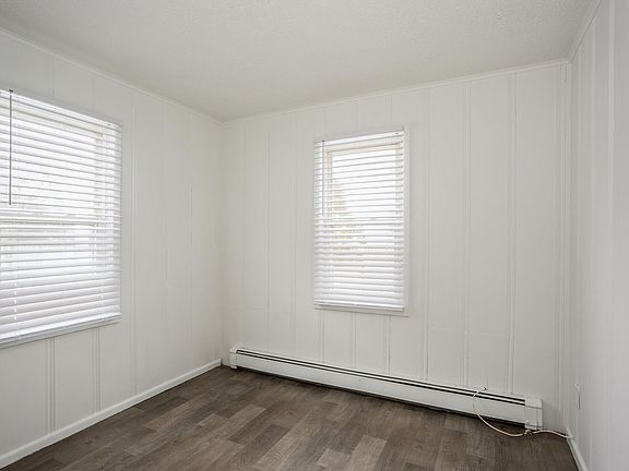 4th image of 64 Cedar Oaks Ave