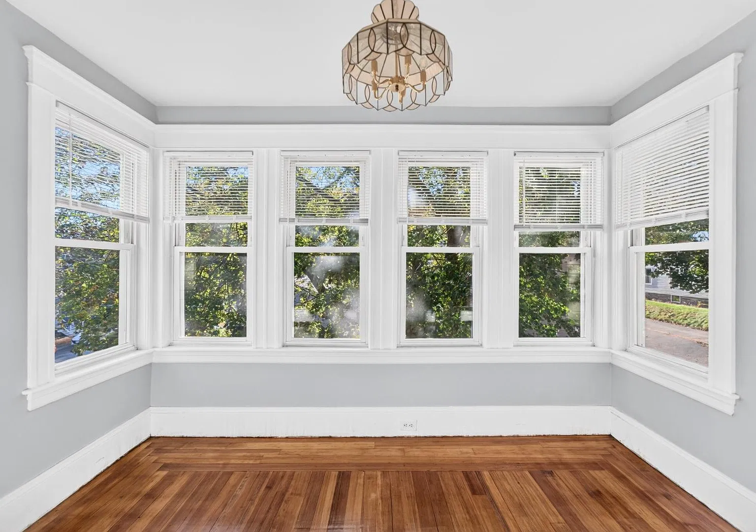 34 Pelletier Ave - 3 — Photo 1
