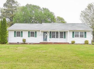 329 E Lillian St, Hebron, MD 21830