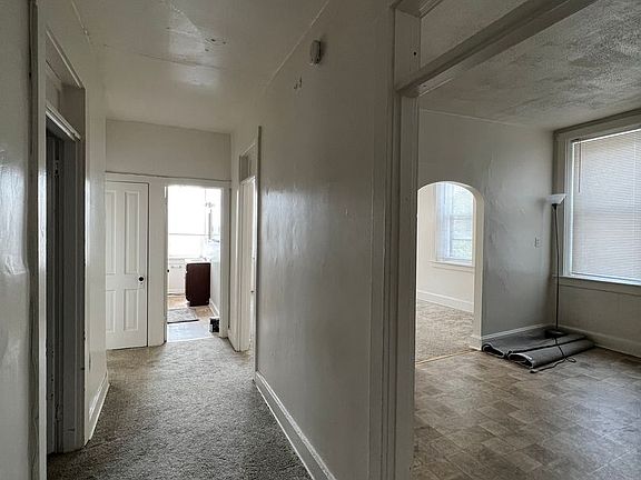 4th image of 1 S Market St APT 201