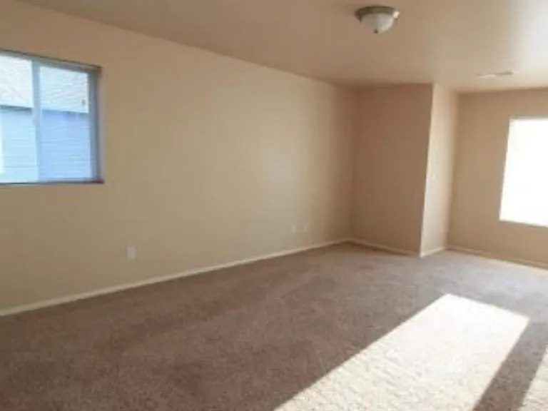 1779 W Kagy Blvd — Photo 7