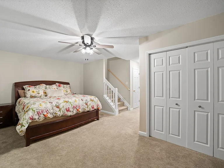 442 Peyton Ct — Photo 24