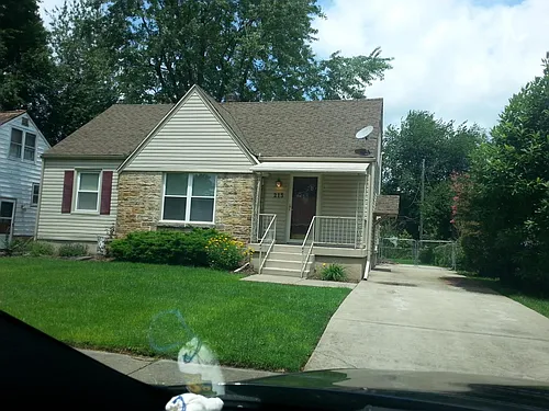 213 Inverness Ave Photo 1