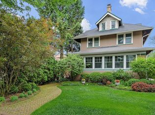 444 S Stone Ave, La Grange, IL 60525