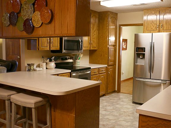 Spacious Kitchen