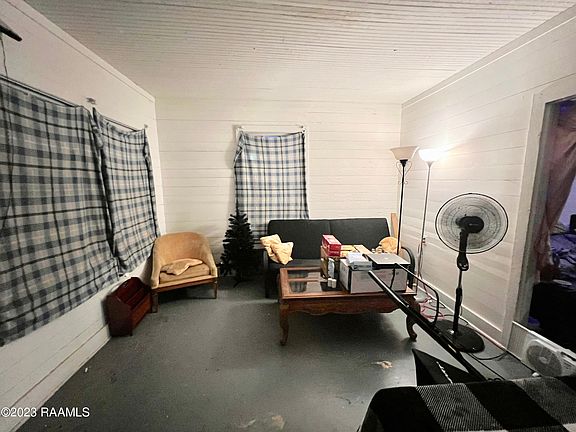 5th image of 208 & 210 Henry St