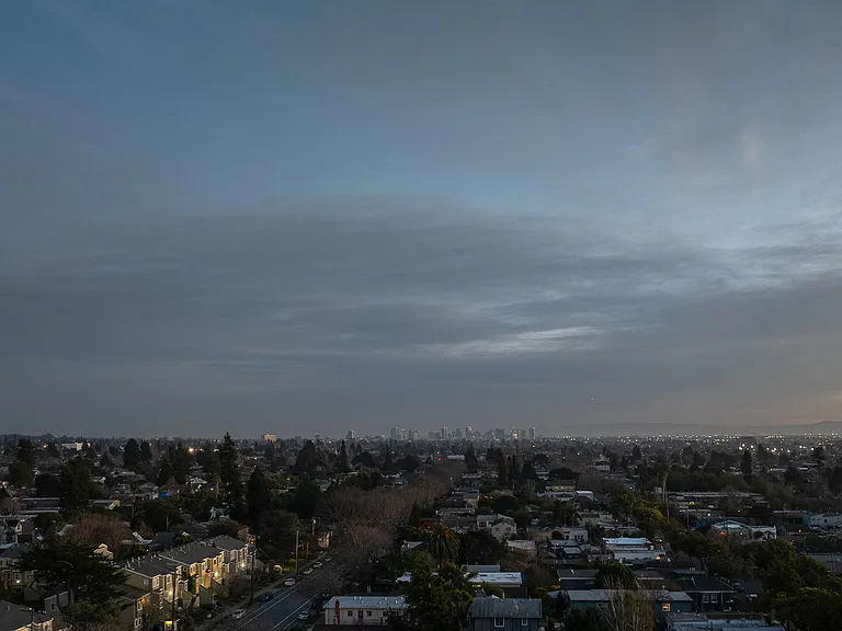 The U at California — Photo 60