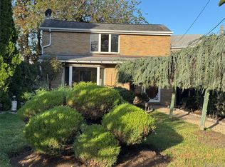 17-02 Clintonville Street, Whitestone, NY 11357