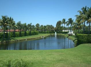 28 Saxony Cir #A, Delray Beach, FL 33446