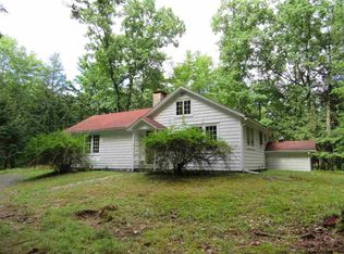 54 Plochmann Ln, Woodstock, NY 12498