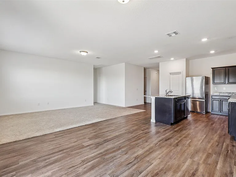 14105 Jeannette Rankin Rd — Photo 3