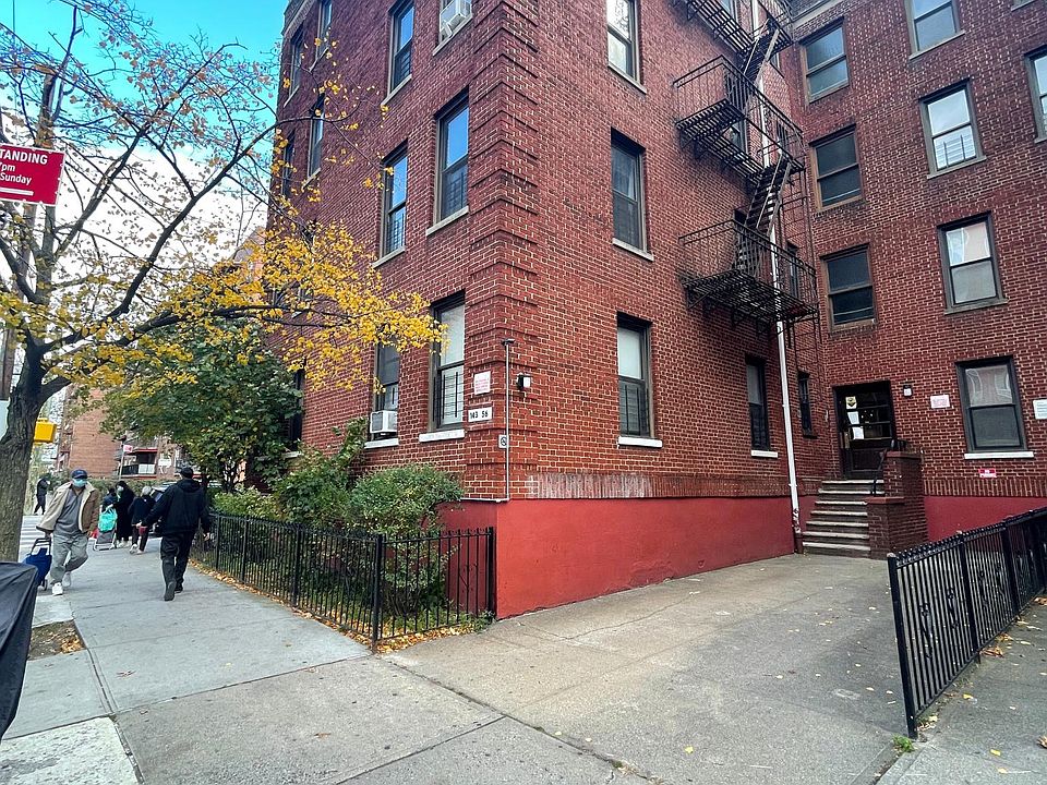 1st image of 143 Roosevelt Ave #4A