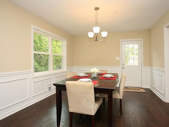 5th image of 813 Greenforest Dr