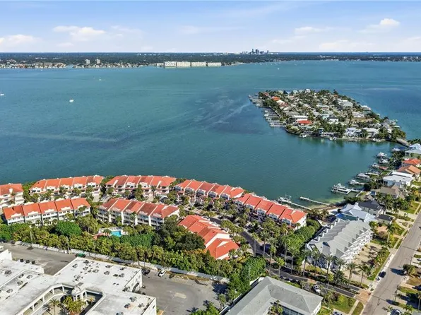 4608 Mirabella Ct, Saint Pete Beach, FL 33706