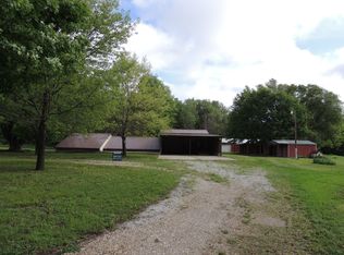 1547 McBrathney St, Clay Center, KS 67432