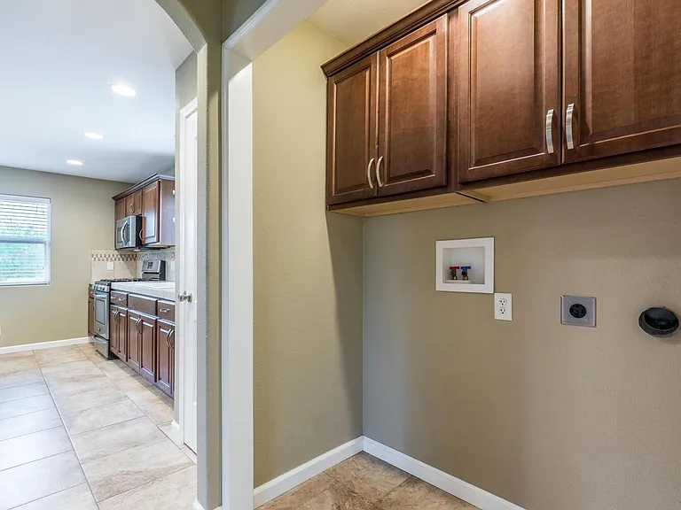 21907 E Weldon Ave #B — Photo 60
