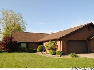 4523 Moonlight Way, Alton, IL 62002