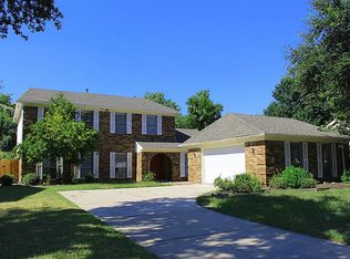 5122 Kleinbrook Dr, Houston, TX 77066